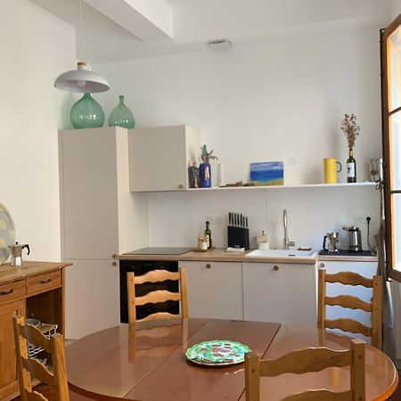 Superbe Appartement Familial En Coeur De Ville - Parking - Petit Dej Sur Demande La Ciotat Luaran gambar